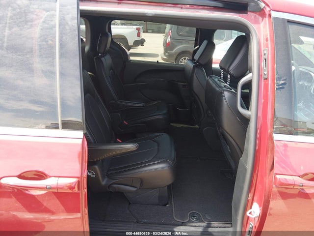 Продаж на аукціоні авто 2025 Chrysler Pacifica Select, vin: 2C4RC1BG7SR530991, номер лоту: 44690639