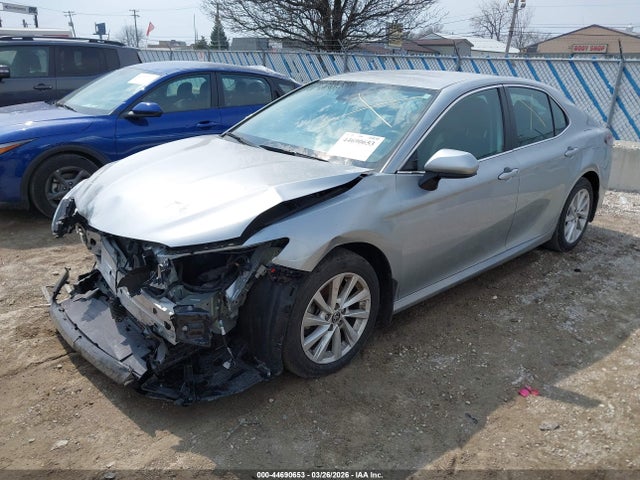 Продажа на аукционе авто 2023 Toyota Camry Le, vin: 4T1C11AK9PU178617, номер лота: 44690653