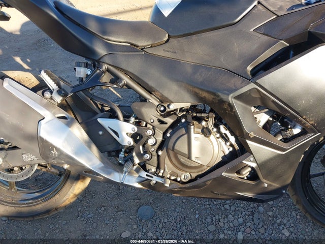 ML5EXGG13TDA83300 Kawasaki EX500