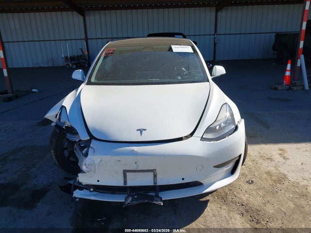 44690682 :رقم المزاد ، 5YJ3E1EAXKF483510 vin ، 2019 Tesla Model 3 Long Range/mid Range/standard Range/standard Range Plus مزاد بيع