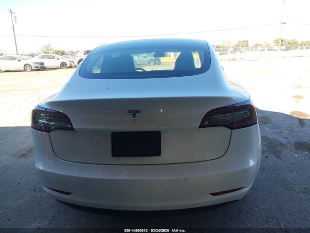 44690682 :رقم المزاد ، 5YJ3E1EAXKF483510 vin ، 2019 Tesla Model 3 Long Range/mid Range/standard Range/standard Range Plus مزاد بيع
