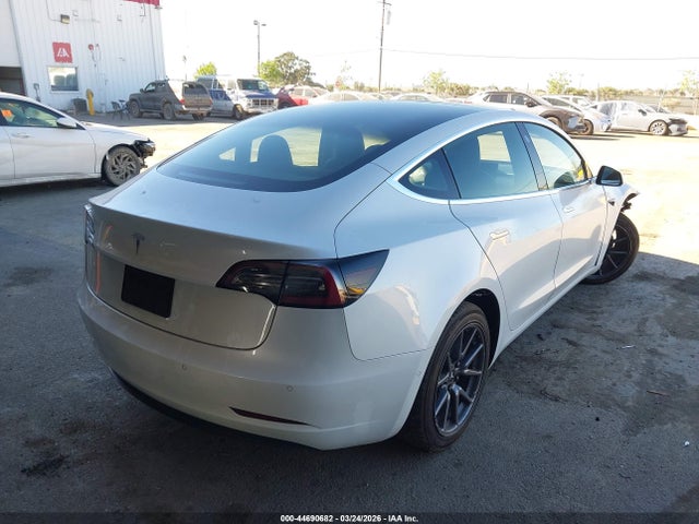 44690682 :رقم المزاد ، 5YJ3E1EAXKF483510 vin ، 2019 Tesla Model 3 Long Range/mid Range/standard Range/standard Range Plus مزاد بيع