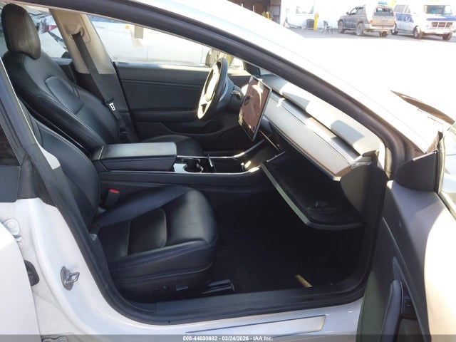 44690682 :رقم المزاد ، 5YJ3E1EAXKF483510 vin ، 2019 Tesla Model 3 Long Range/mid Range/standard Range/standard Range Plus مزاد بيع