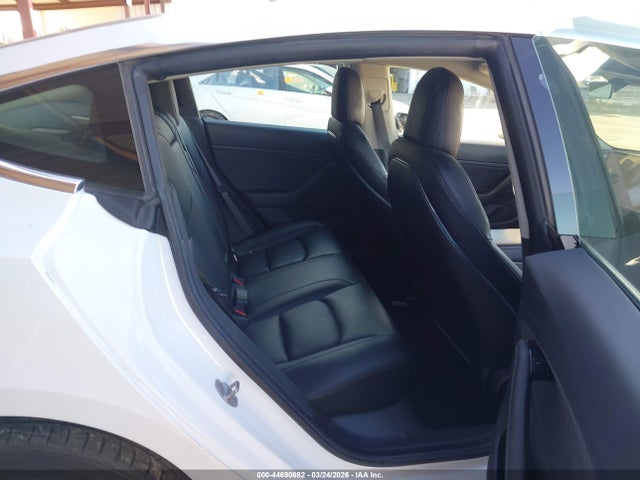 44690682 :رقم المزاد ، 5YJ3E1EAXKF483510 vin ، 2019 Tesla Model 3 Long Range/mid Range/standard Range/standard Range Plus مزاد بيع