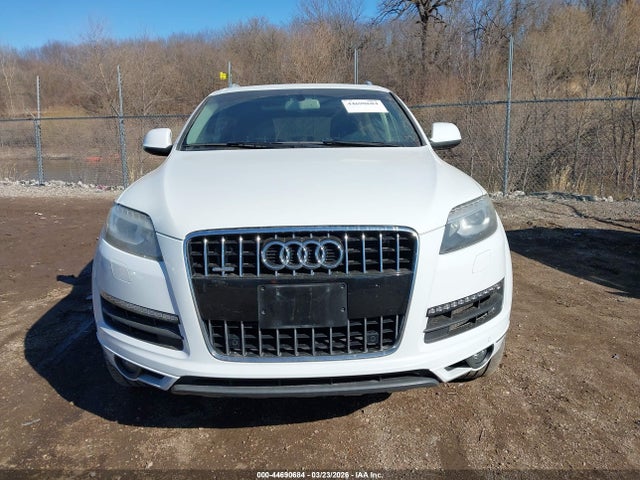 2015 Audi Q7 3.0t Premium მანქანა იყიდება აუქციონზე, vin: WA1LGAFE1FD016740, აუქციონის ნომერი: 44690684