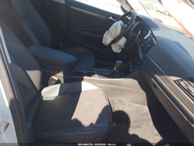 3VWE57BU3KM227342 Volkswagen Jetta 1.4t Sel