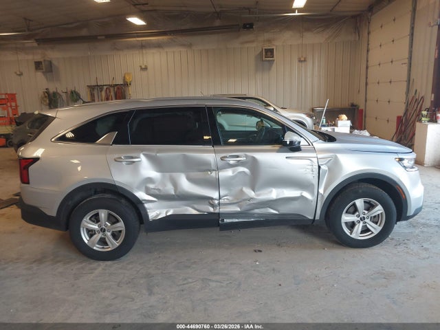 44690760 :رقم المزاد ، 5XYRGDLC8NG084098 vin ، 2022 Kia Sorento Lx مزاد بيع