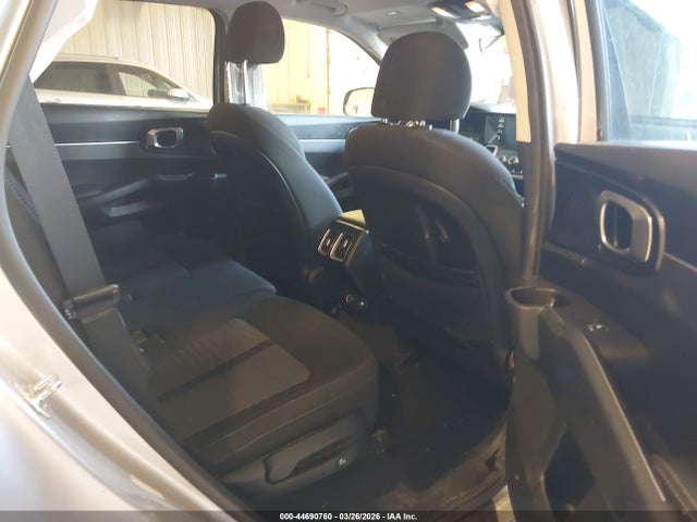 44690760 :رقم المزاد ، 5XYRGDLC8NG084098 vin ، 2022 Kia Sorento Lx مزاد بيع