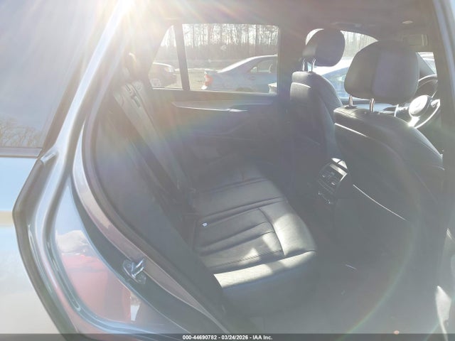 44690782 :رقم المزاد ، 5UXKR0C57G0P32639 vin ، 2016 Bmw X5 Xdrive35i مزاد بيع