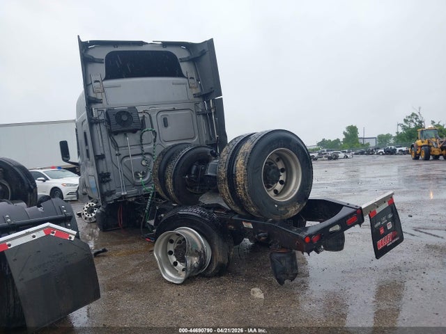 Продажа на аукционе авто 2020 Freightliner New Cascadia 126, vin: 1FUJHHDR4LLLW7838, номер лота: 44690790
