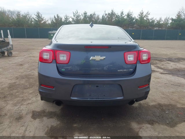 2015 Chevrolet Malibu 1lz მანქანა იყიდება აუქციონზე, vin: 1G11F5SL8FF225384, აუქციონის ნომერი: 44690807