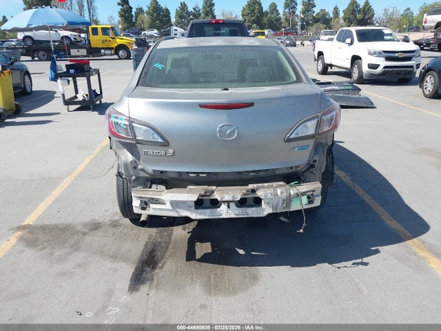 2013 Mazda Mazda3 I Sport მანქანა იყიდება აუქციონზე, vin: JM1BL1UP6D1799330, აუქციონის ნომერი: 44690808