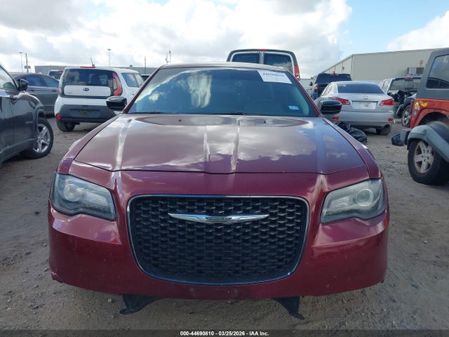 Продаж на аукціоні авто 2019 Chrysler 300 Touring, vin: 2C3CCAAG4KH679411, номер лоту: 44690810
