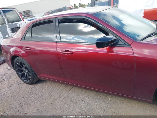 Продаж на аукціоні авто 2019 Chrysler 300 Touring, vin: 2C3CCAAG4KH679411, номер лоту: 44690810