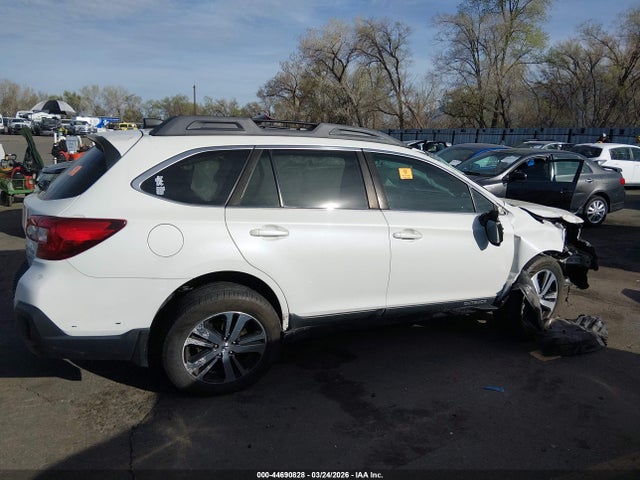 44690828 :رقم المزاد ، 4S4BSENC0J3342563 vin ، 2018 Subaru Outback 3.6r Limited مزاد بيع
