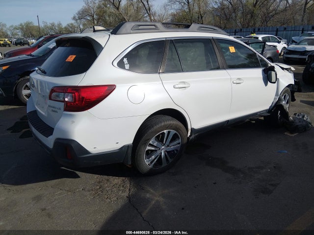 44690828 :رقم المزاد ، 4S4BSENC0J3342563 vin ، 2018 Subaru Outback 3.6r Limited مزاد بيع