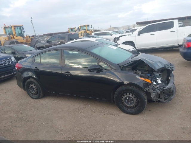 Aukcja sprzedaży 2017 Kia Forte Lx, vin: 3KPFK4A76HE081130, numer aukcji: 44690838