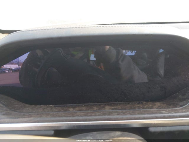 2021 Tesla Model S Long Range Dual Motor All-wheel Drive მანქანა იყიდება აუქციონზე, vin: 5YJSA1E59MF442069, აუქციონის ნომერი: 44690848
