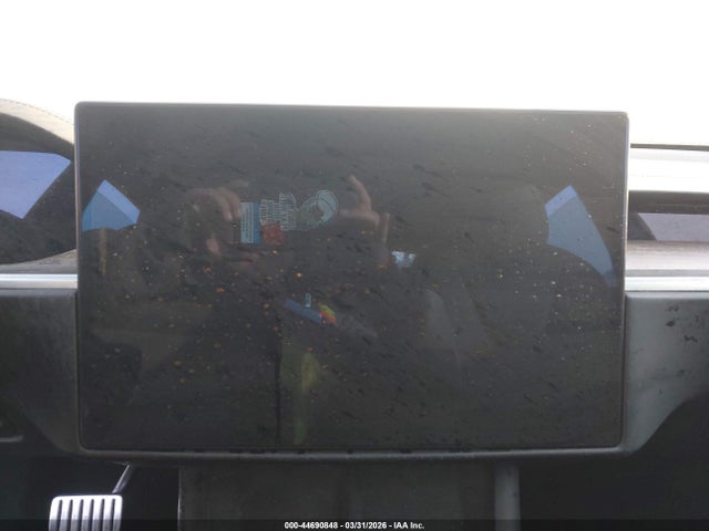 2021 Tesla Model S Long Range Dual Motor All-wheel Drive მანქანა იყიდება აუქციონზე, vin: 5YJSA1E59MF442069, აუქციონის ნომერი: 44690848
