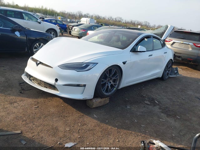 2021 Tesla Model S Long Range Dual Motor All-wheel Drive მანქანა იყიდება აუქციონზე, vin: 5YJSA1E59MF442069, აუქციონის ნომერი: 44690848