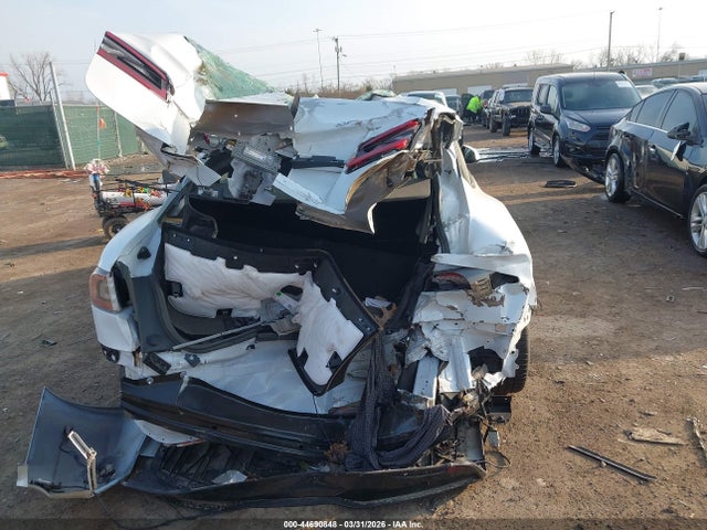 2021 Tesla Model S Long Range Dual Motor All-wheel Drive მანქანა იყიდება აუქციონზე, vin: 5YJSA1E59MF442069, აუქციონის ნომერი: 44690848