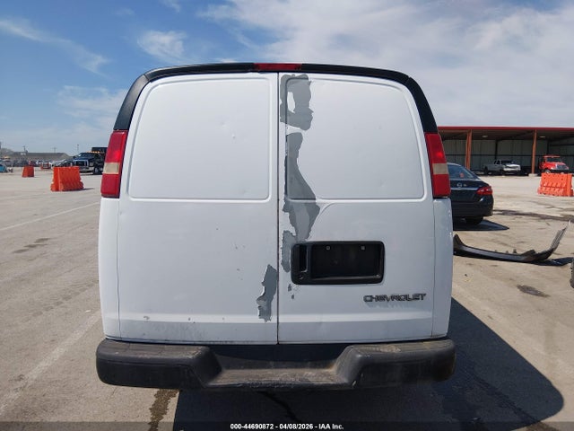 44690872 :رقم المزاد ، 1GCHG35U761157216 vin ، 2006 Chevrolet Express Work Van مزاد بيع