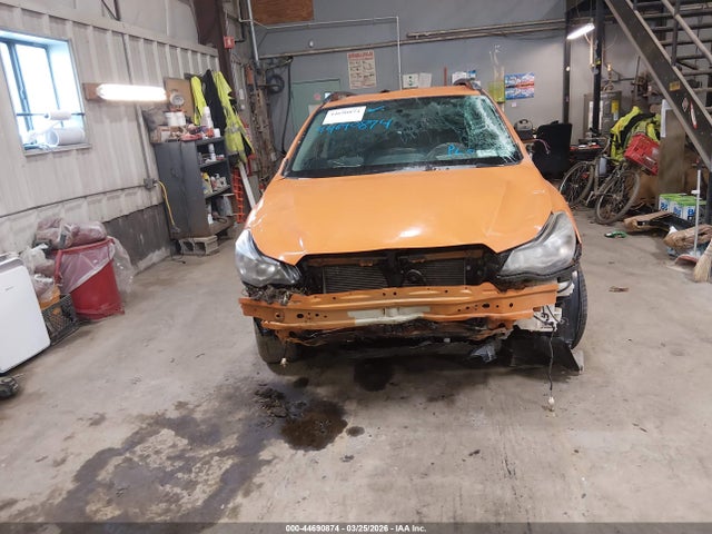 44690874 :رقم المزاد ، JF2GPACC2E8219901 vin ، 2014 Subaru Xv Crosstrek 2.0i Premium مزاد بيع