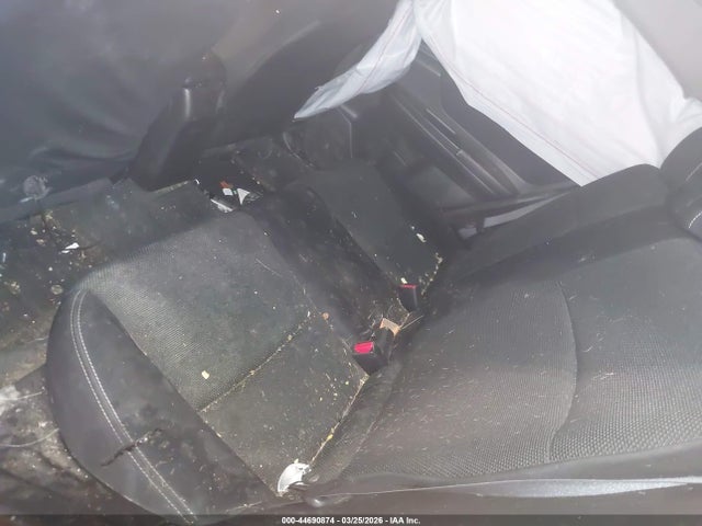 44690874 :رقم المزاد ، JF2GPACC2E8219901 vin ، 2014 Subaru Xv Crosstrek 2.0i Premium مزاد بيع