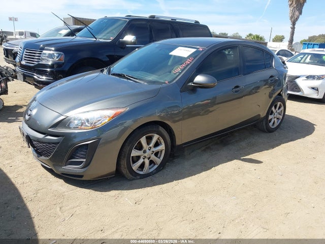 2011 MAZDA MAZDA3 JM1BL1VG1B1485399 Photo 1
