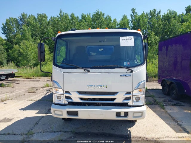 44690883 :رقم المزاد ، 54DC4W1D3SS211332 vin ، 2025 Isuzu Npr Hd مزاد بيع