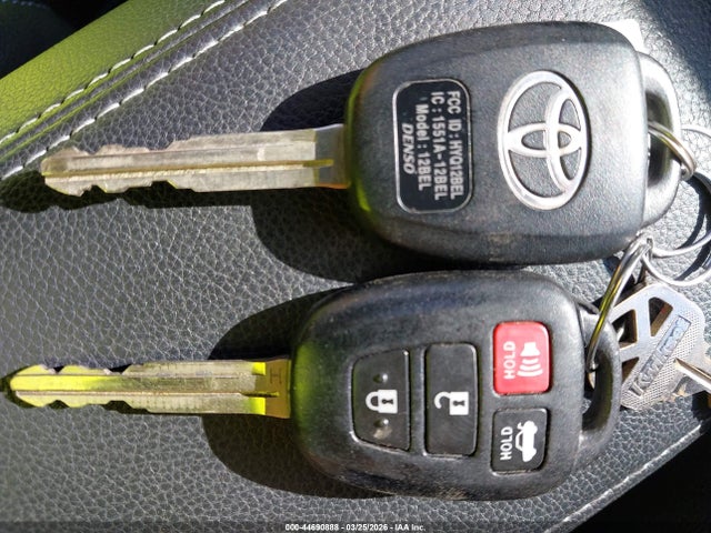 Aukcja sprzedaży 2014 Toyota Corolla S, vin: 5YFBURHE7EP025914, numer aukcji: 44690888