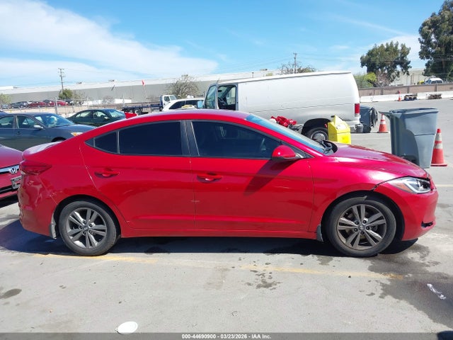 5NPD84LF9HH184807 Hyundai ELANTRA SE