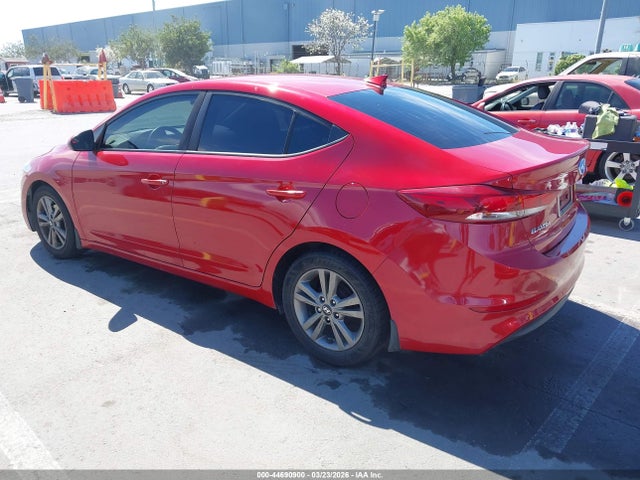 5NPD84LF9HH184807 Hyundai ELANTRA SE