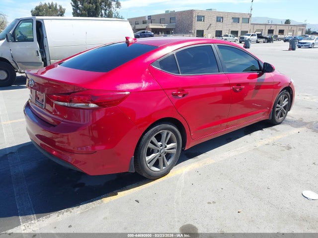 5NPD84LF9HH184807 Hyundai ELANTRA SE