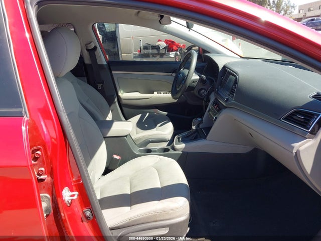 5NPD84LF9HH184807 Hyundai ELANTRA SE