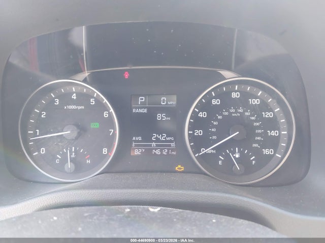 5NPD84LF9HH184807 Hyundai ELANTRA SE