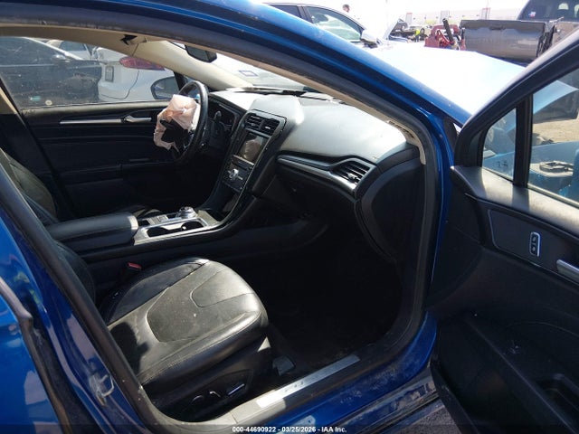44690922 :رقم المزاد ، 3FA6P0D99JR128243 vin ، 2018 Ford Fusion Titanium مزاد بيع