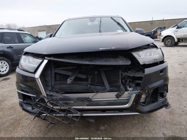 Продажа на аукционе авто 2017 Audi Q7 3.0t Premium, vin: WA1LAAF75HD000420, номер лота: 44690967