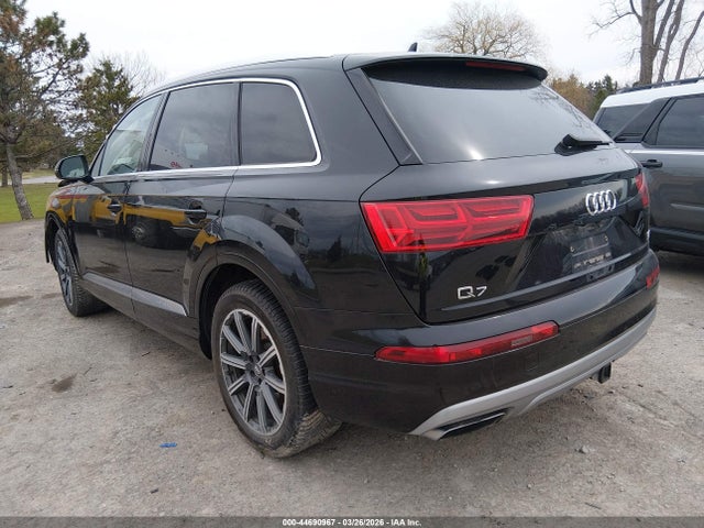 Продажа на аукционе авто 2017 Audi Q7 3.0t Premium, vin: WA1LAAF75HD000420, номер лота: 44690967