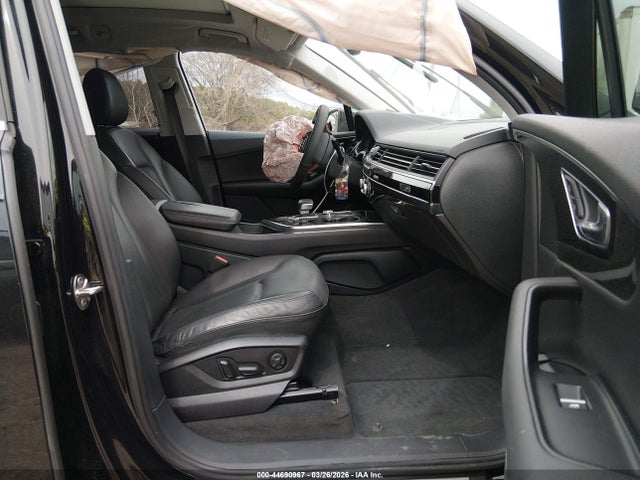 Продажа на аукционе авто 2017 Audi Q7 3.0t Premium, vin: WA1LAAF75HD000420, номер лота: 44690967