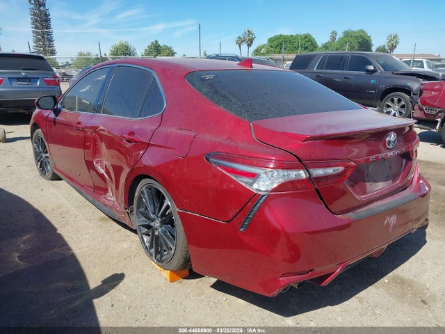 4T1B61HK8JU546389 Toyota CAMRY XSE