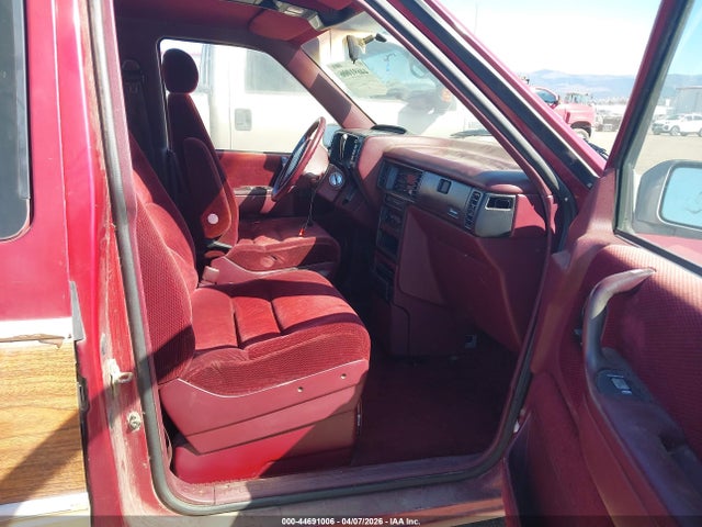 Продажа на аукционе авто 1991 Plymouth Voyager Le, vin: 2P4GH55R4MR250358, номер лота: 44691006