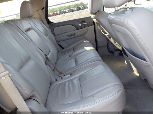 2011 CHEVROLET TAHOE 1GNSKBE05BR378716 Photo 7