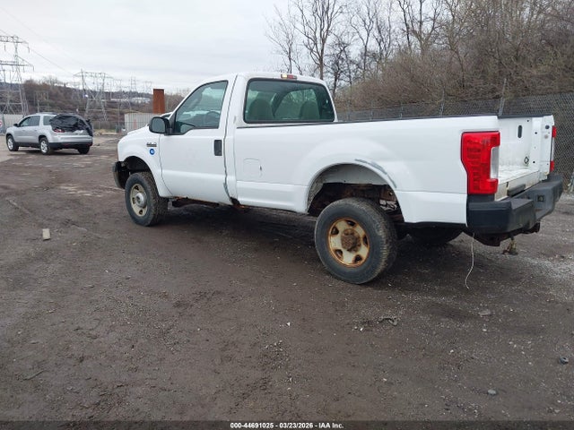 2006 Ford F250 Super Duty მანქანა იყიდება აუქციონზე, vin: 1FTNF21566ED48455, აუქციონის ნომერი: 44691025