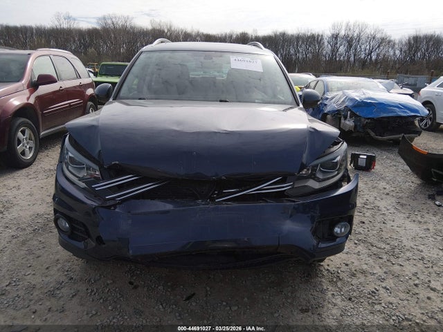 Aukcja sprzedaży 2016 Volkswagen Tiguan Se, vin: WVGBV7AX3GW585996, numer aukcji: 44691027