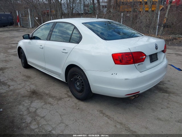 44691031 :رقم المزاد ، 3VW2K7AJ0EM421446 vin ، 2014 Volkswagen Jetta 2.0l S مزاد بيع