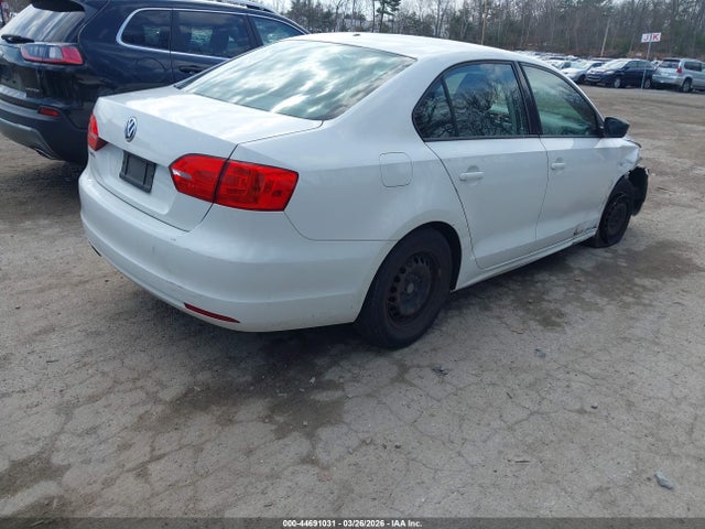44691031 :رقم المزاد ، 3VW2K7AJ0EM421446 vin ، 2014 Volkswagen Jetta 2.0l S مزاد بيع
