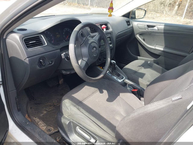 44691031 :رقم المزاد ، 3VW2K7AJ0EM421446 vin ، 2014 Volkswagen Jetta 2.0l S مزاد بيع