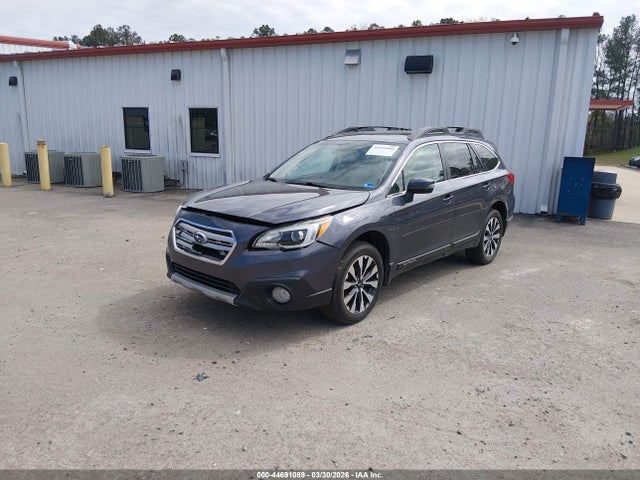 Subaru Outback 2.5i Limited 2015 4S4BSBNC4F3298010 Image 2