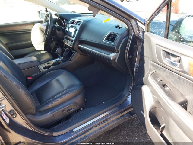 Subaru Outback 2.5i Limited 2015 4S4BSBNC4F3298010 Image 5